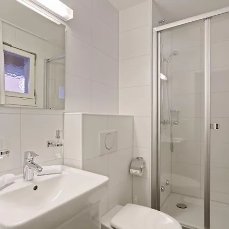 Fantastic 2 Bedroom Flat Close To The Lake Zürich Buitenkant foto